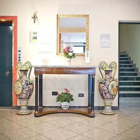 Hotel Tirrenus 3*