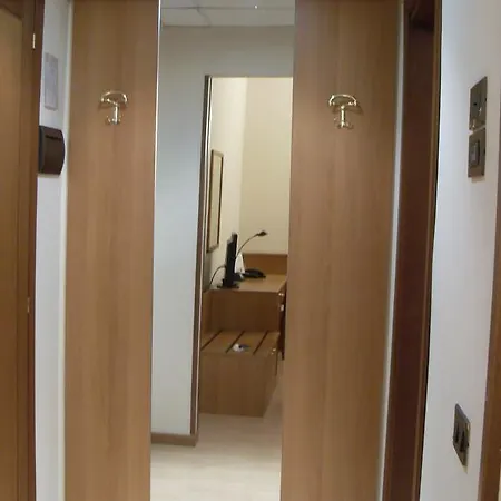 Hotel Tirrenus