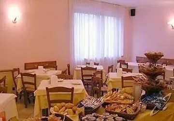 Hotel Tirrenus